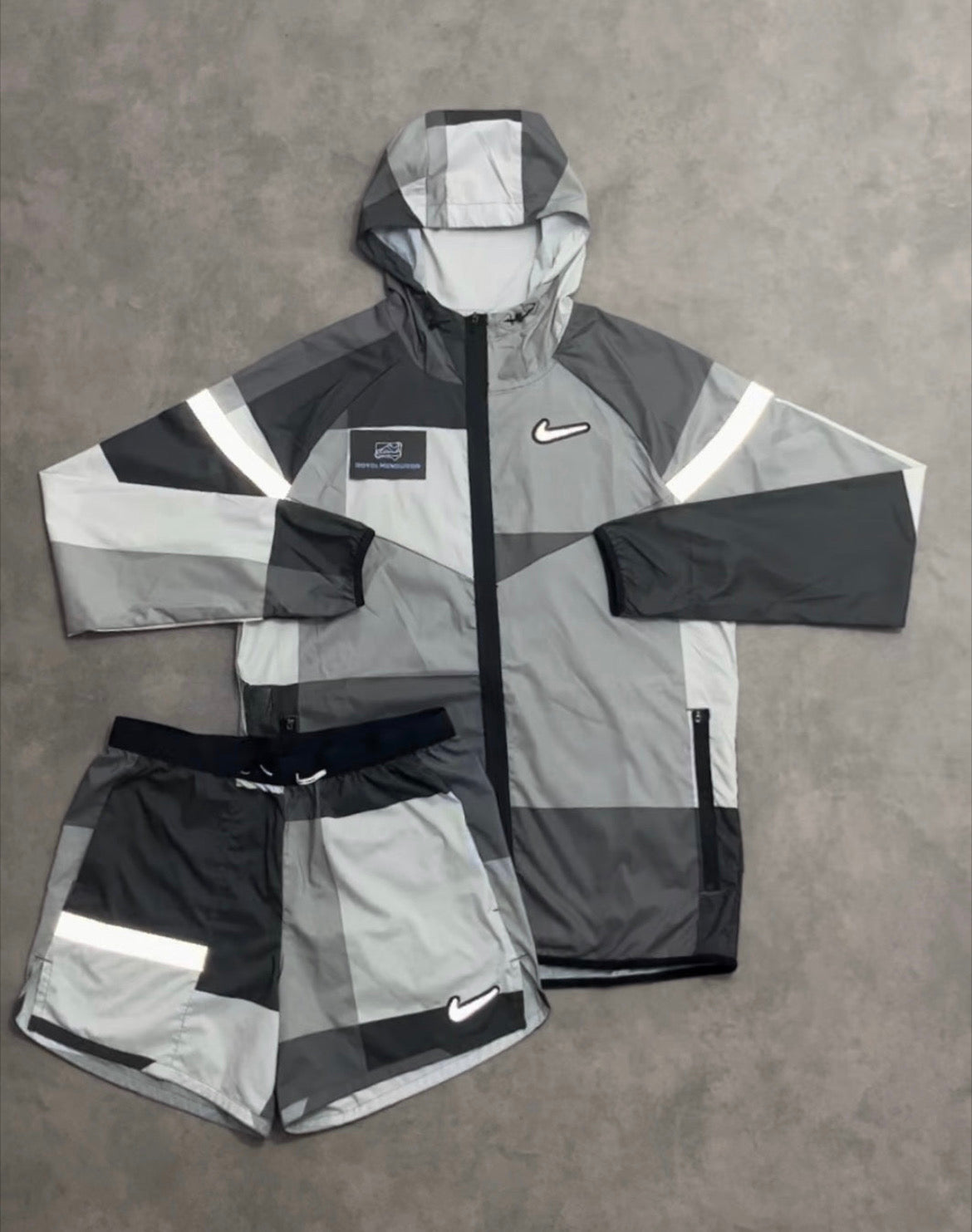 Nike patchwork set - grey