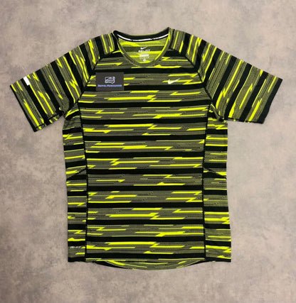 Nike Miler T-shirt - electric volt