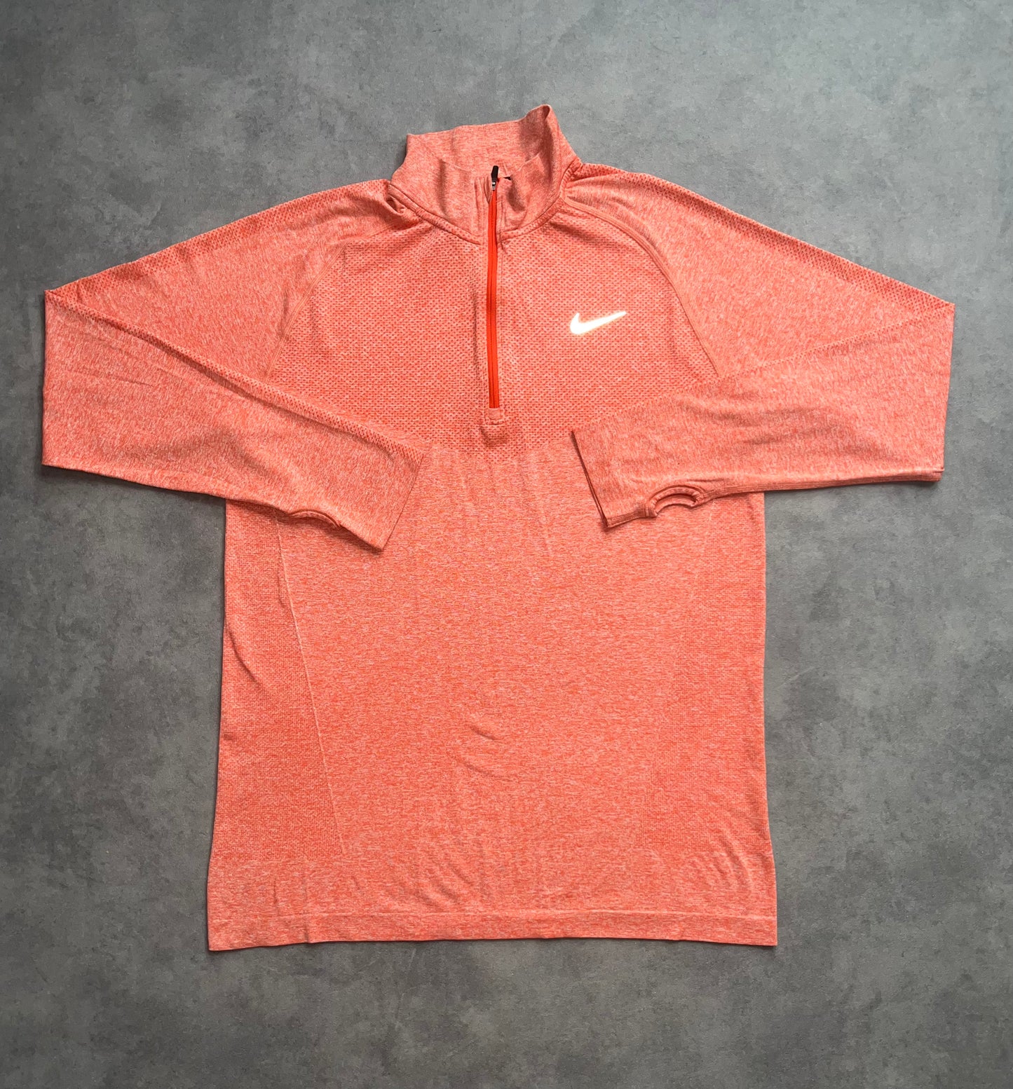 Nike RFLF half-zip T-shirt - peach